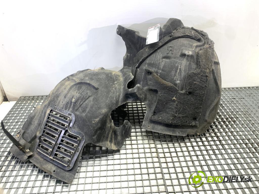 AUDI A8 D4 sedan 2015 368 kW 6.3 W12 quattro 6299 podblatník pravy predný