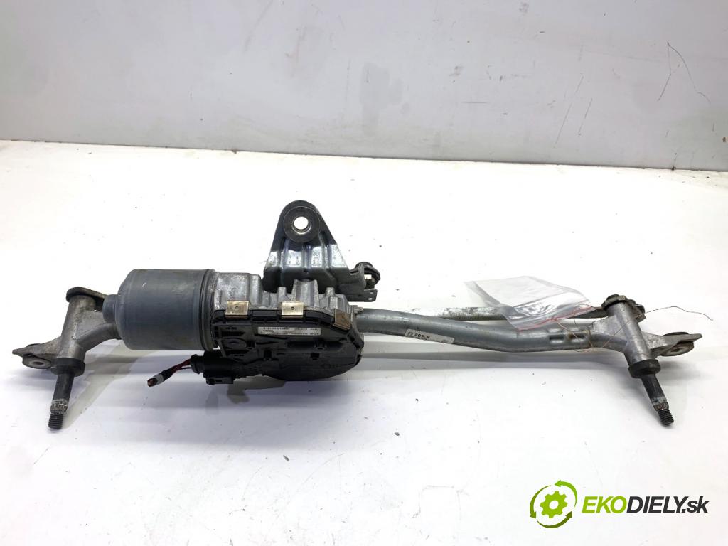 AUDI A8 D4 sedan 2015 368 kW 6.3 W12 quattro 6299 Mechanizmus stieračov predný 4H1955119C (Motorček stieračov predný)