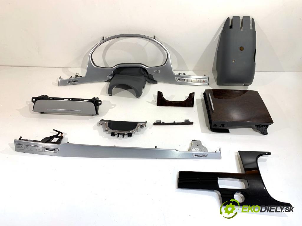 AUDI A8 D4 sedan 2015 368 kW 6.3 W12 quattro 6299 lišty kryt 4H1853173 4H1853174 (Lišta)