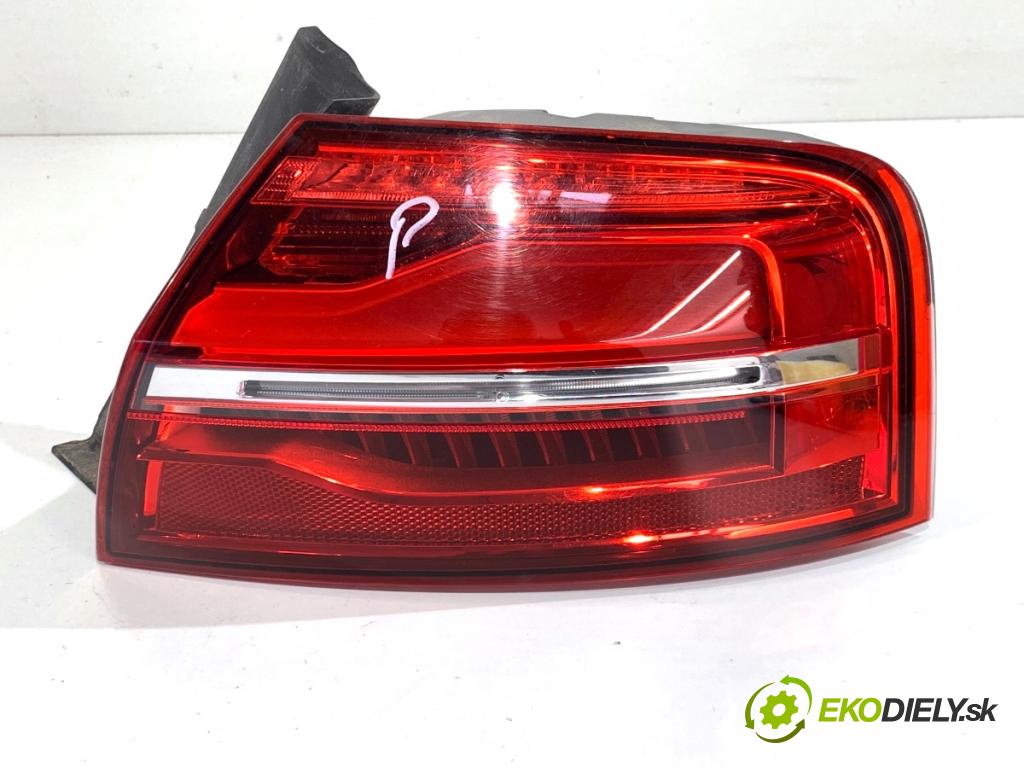 AUDI A8 D4 sedan 2015 368 kW 6.3 W12 quattro 6299 Svetlo pravy zad 4H0945096K
