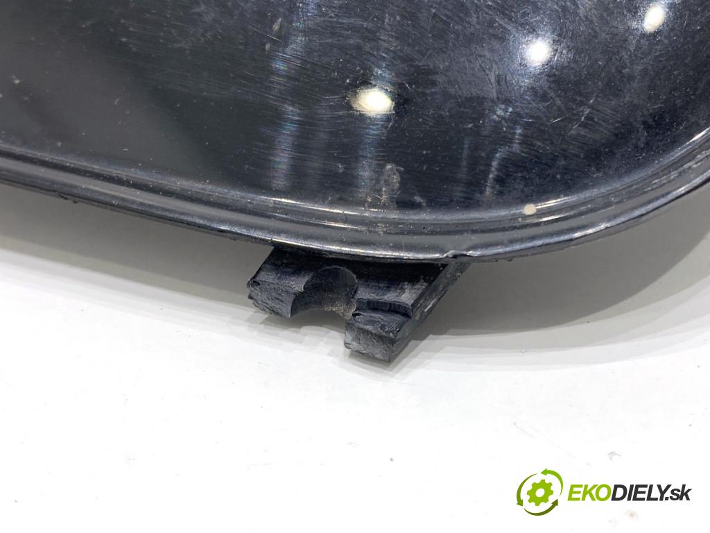 AUDI A8 D4 sedan 2015 368 kW 6.3 W12 quattro 6299 Mriežky nárazníka pravy predný 4H0807680T