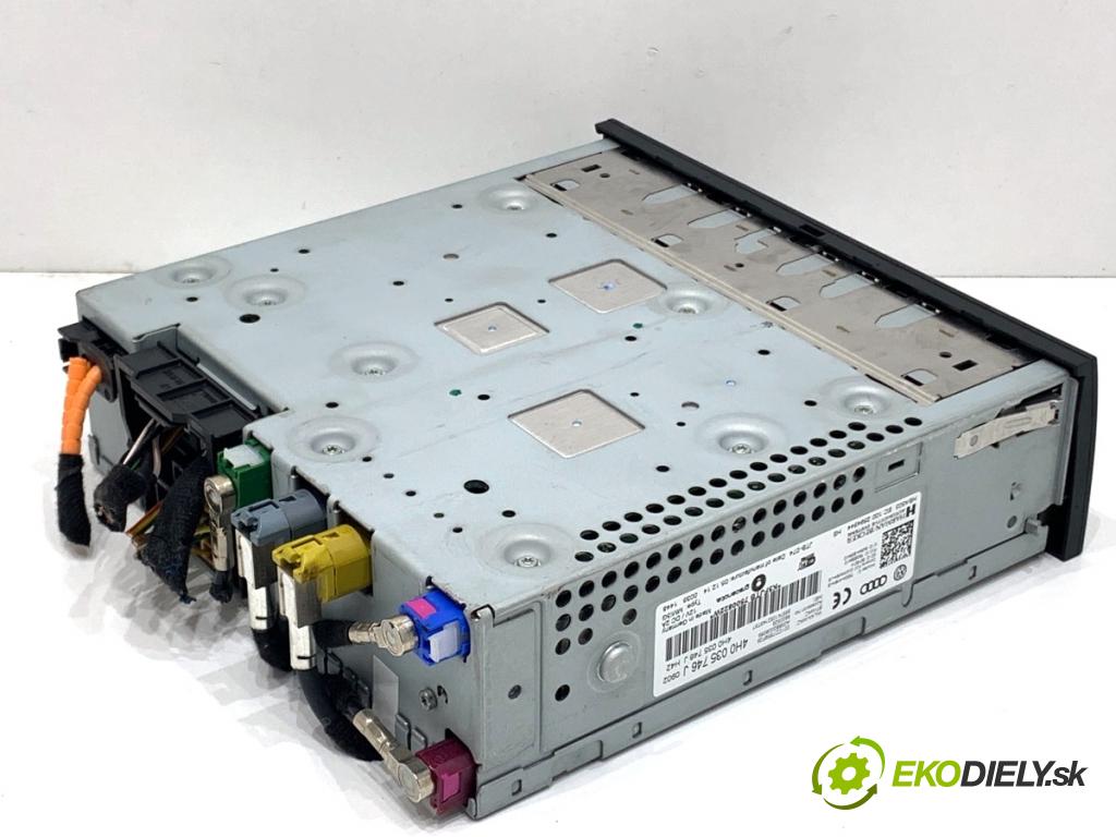 AUDI A8 D4 sedan 2015 368 kW 6.3 W12 quattro 6299 CZYTNIK navigace 4H0035746J (Elektrosoučásti ostatní)