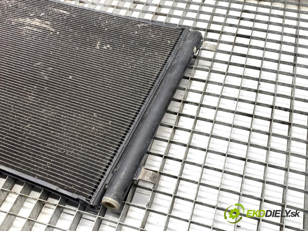 AUDI A8 D4 sedan 2015 368 kW 6.3 W12 quattro 6299 Chladič klimatizácie 4H0260401E (Chladič klimatizácie)