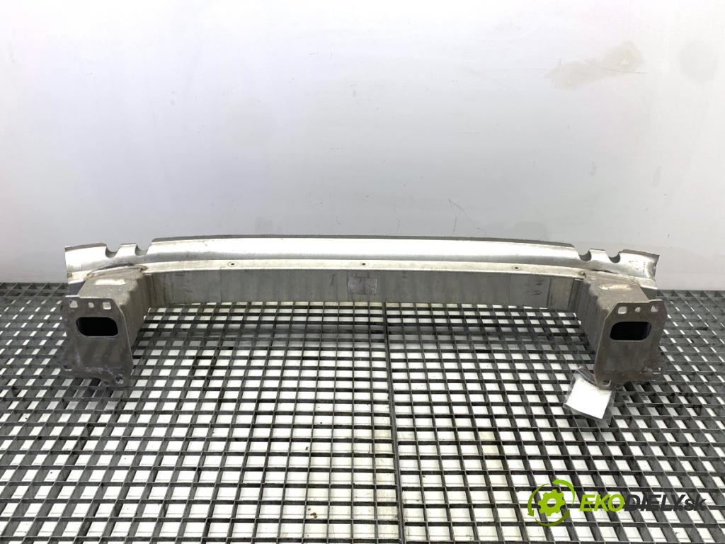 AUDI A8 D4 sedan 2015 368 kW 6.3 W12 quattro 6299 Výstuha nárazníka predný  (Výstuha predná)