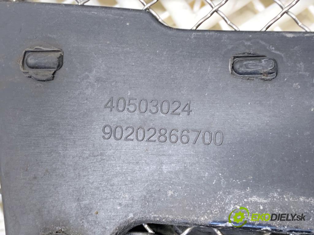 AUDI A8 D4 sedan 2015 368 kW 6.3 W12 quattro 6299 Mriežka maska 4H0853651AE (Mriežka predná (maska chladiča))