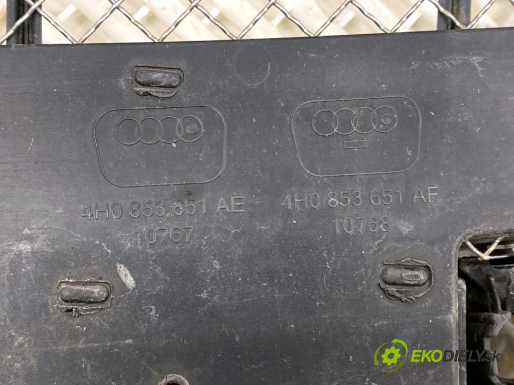 AUDI A8 D4 sedan 2015 368 kW 6.3 W12 quattro 6299 Mriežka maska 4H0853651AE (Mriežka predná (maska chladiča))