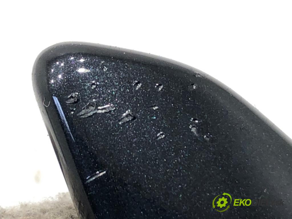 AUDI A8 D4 sedan 2015 368 kW 6.3 W12 quattro 6299 ANTENA 4H0035503E