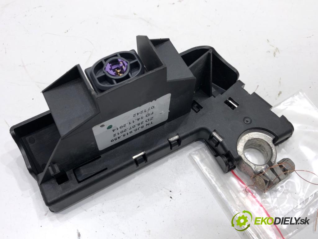 AUDI A8 D4 sedan 2015 368 kW 6.3 W12 quattro 6299 svorka plus 8J0915459