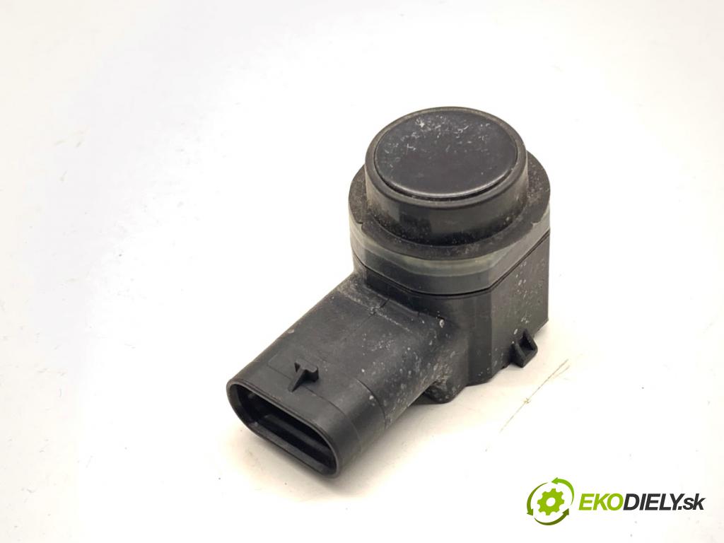 AUDI A8 D4 sedan 2015 368 kW 6.3 W12 quattro 6299 Snímač PDC 1S0919275C