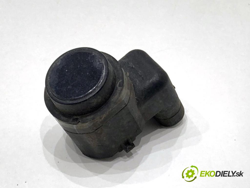 AUDI A8 D4 sedan 2015 368 kW 6.3 W12 quattro 6299 Snímač PDC 1S0919275D