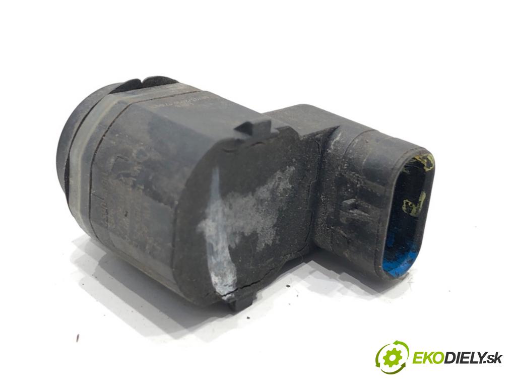 AUDI A8 D4 sedan 2015 368 kW 6.3 W12 quattro 6299 Snímač PDC 1S0919275D