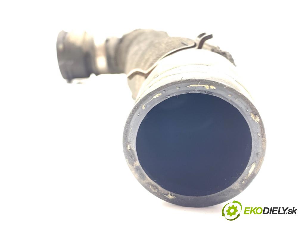 AUDI A8 D4 sedan 2015 368 kW 6.3 W12 quattro 6299 Rúra vody