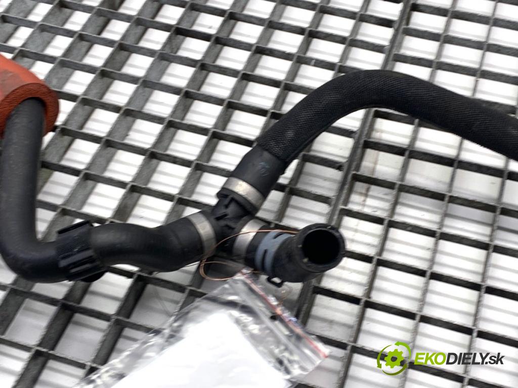 AUDI A8 D4 sedan 2015 368 kW 6.3 W12 quattro 6299 Rúra vody 4H1819344