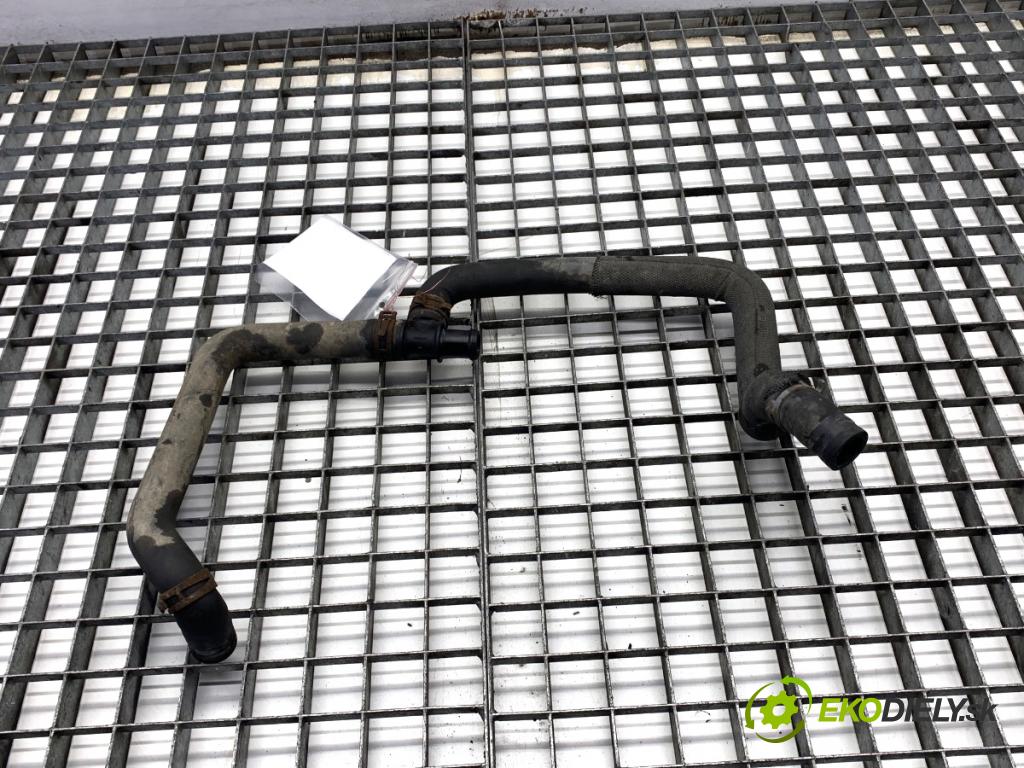 AUDI A8 D4 sedan 2015 368 kW 6.3 W12 quattro 6299 Rúra vody 4H0121030E 4H0121130H