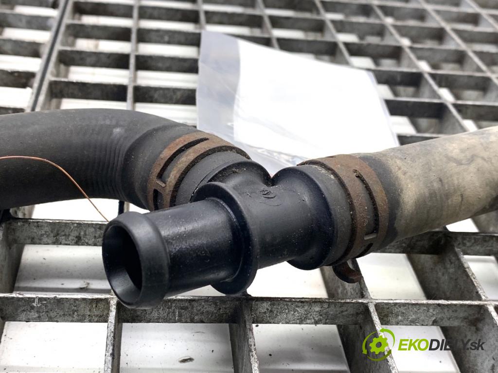 AUDI A8 D4 sedan 2015 368 kW 6.3 W12 quattro 6299 Rúra vody 4H0121030E 4H0121130H