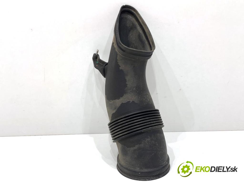 AUDI A8 D4 sedan 2015 368 kW 6.3 W12 quattro 6299 Rúra vzduchu 4H0129510C