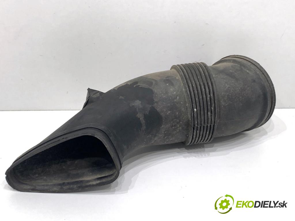 AUDI A8 D4 sedan 2015 368 kW 6.3 W12 quattro 6299 Rúra vzduchu 4H0129509C