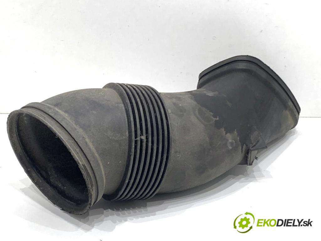 AUDI A8 D4 sedan 2015 368 kW 6.3 W12 quattro 6299 Rúra vzduchu 4H0129509C