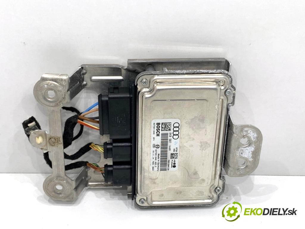 AUDI A8 D4 sedan 2015 368 kW 6.3 W12 quattro 6299 modul servočerpadlo 8K0907144M (Řídící jednotka ostatní)