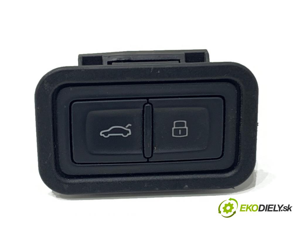 AUDI A8 D4 sedan 2015 368 kW 6.3 W12 quattro 6299 přepínač otevírání dveří 4G0959831B (Páčky pod volantem)