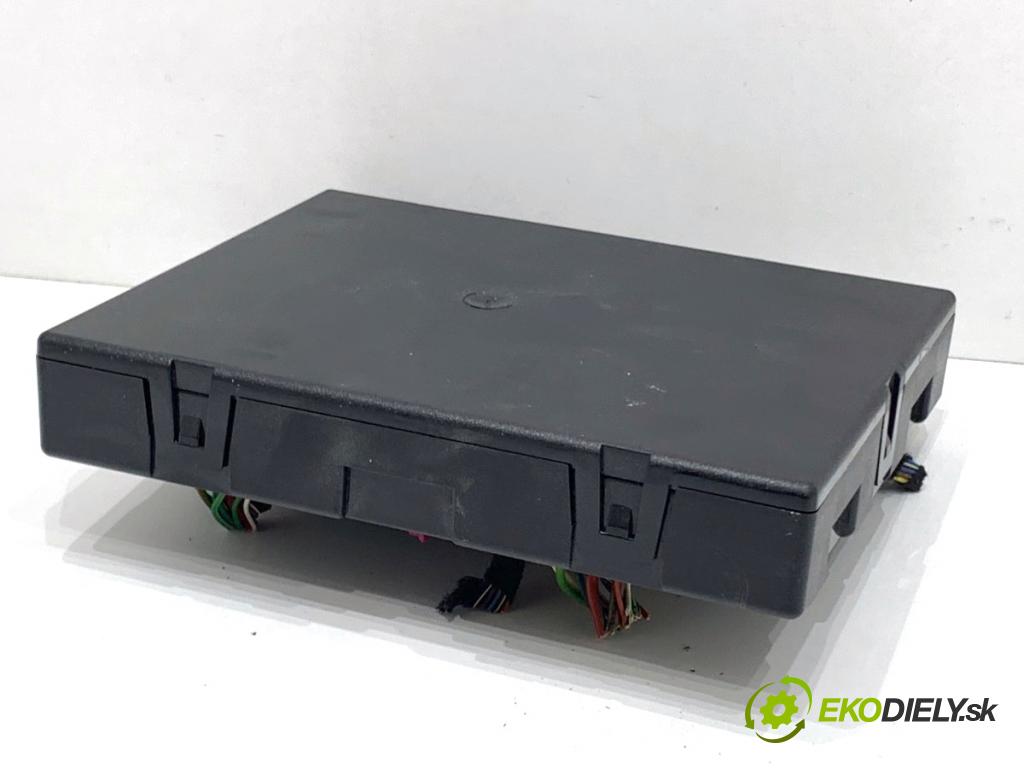 AUDI A8 D4 sedan 2015 368 kW 6.3 W12 quattro 6299 modul komfortu 4H0907064FD (Komfortní modul)