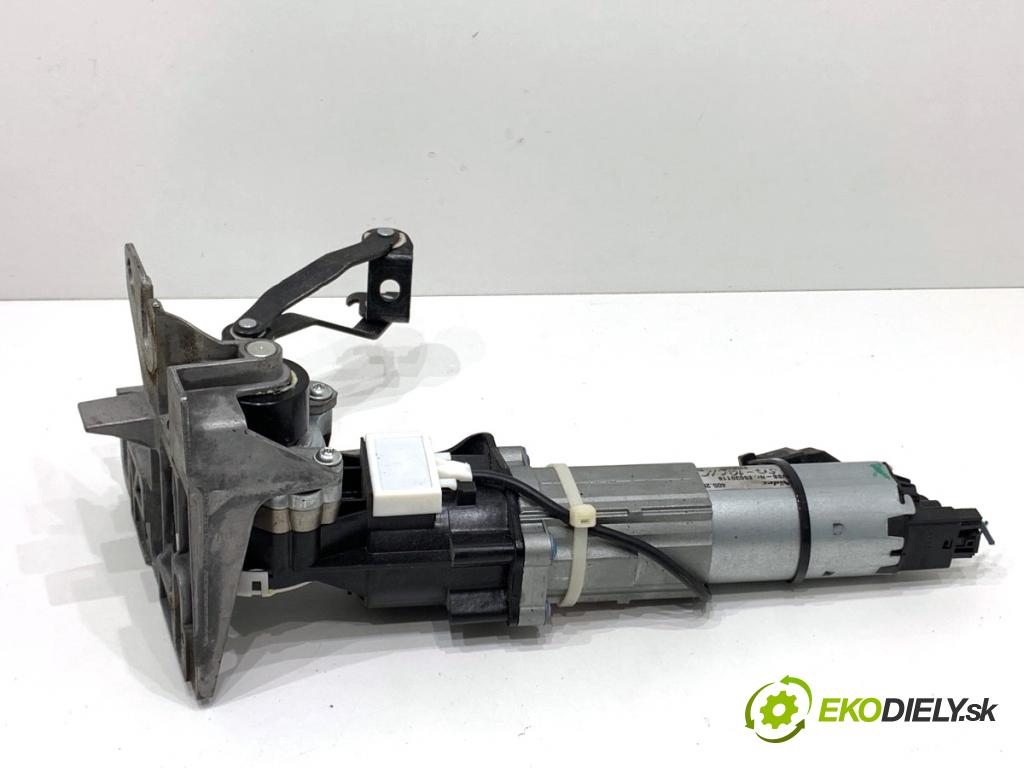 AUDI A8 D4 sedan 2015 368 kW 6.3 W12 quattro 6299 Motor zadnej dverí 4H0827851D