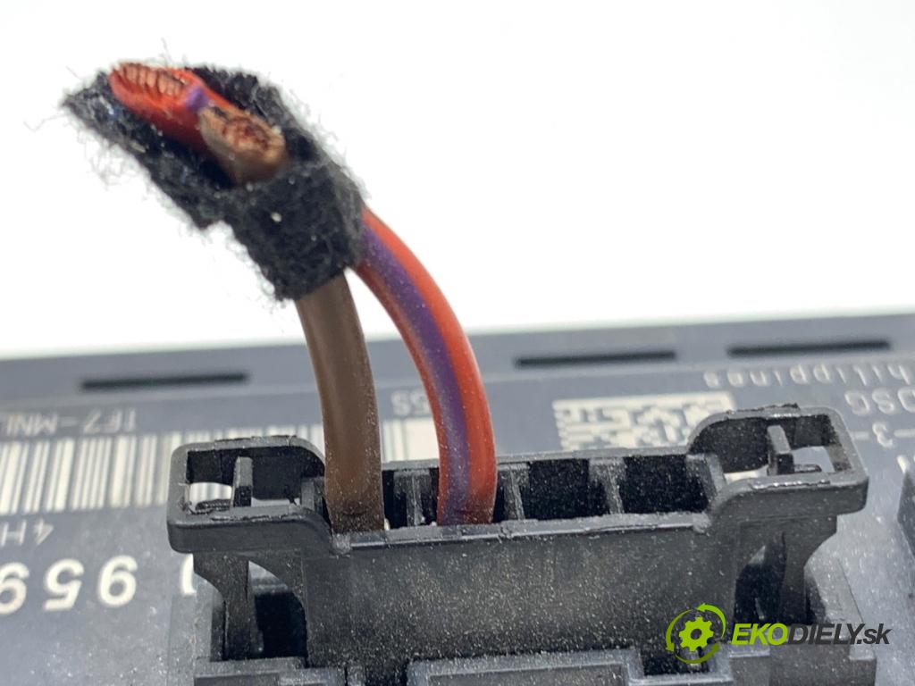 AUDI A8 D4 sedan 2015 368 kW 6.3 W12 quattro 6299 Modul dverí 4H0959107AC