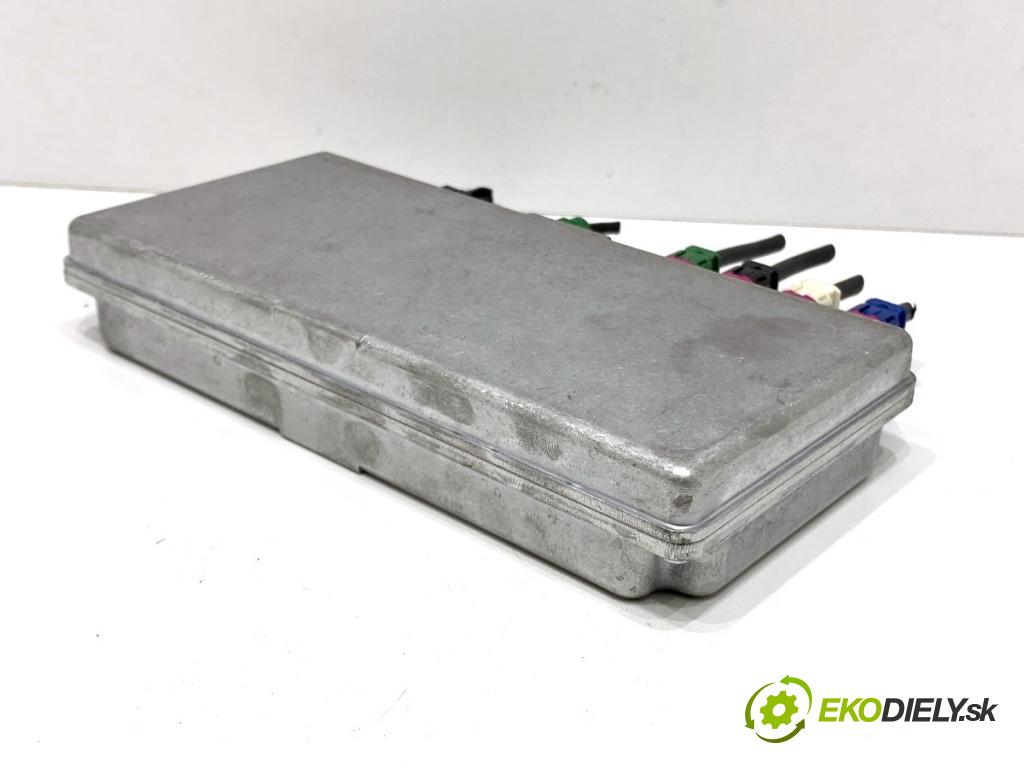 AUDI A8 D4 sedan 2015 368 kW 6.3 W12 quattro 6299 Modul KAMERY 4H0907428D