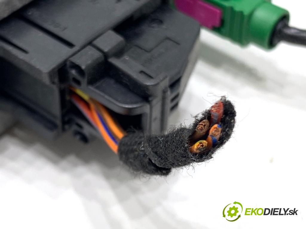 AUDI A8 D4 sedan 2015 368 kW 6.3 W12 quattro 6299 Modul KAMERY 4H0907428D