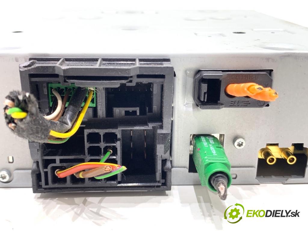 AUDI A8 D4 sedan 2015 368 kW 6.3 W12 quattro 6299 čítač navigácie 4G0035082G (Elektrosúčasti ostatné)