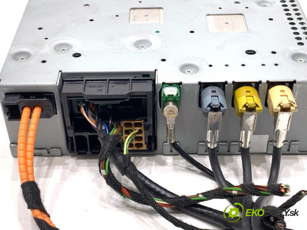 AUDI A8 D4 sedan 2015 368 kW 6.3 W12 quattro 6299 čítač navigácie MMI 4H0035774K