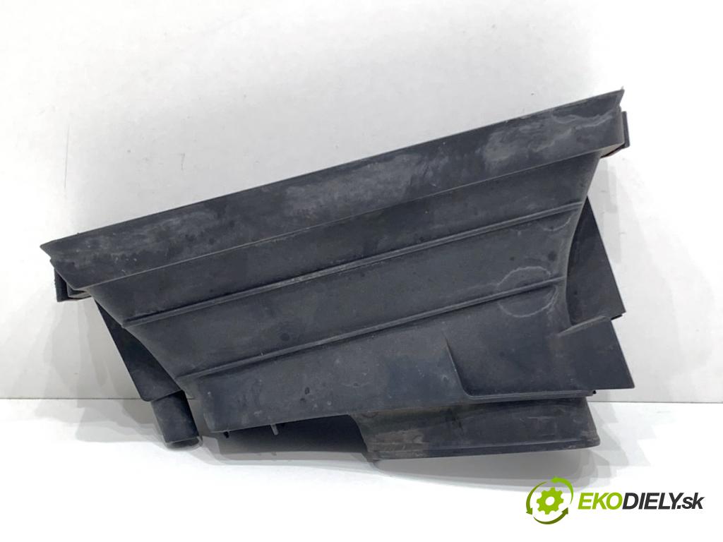 AUDI A8 D4 sedan 2015 368 kW 6.3 W12 quattro 6299 prívod vzduchu predný ľavy 4H0129627P