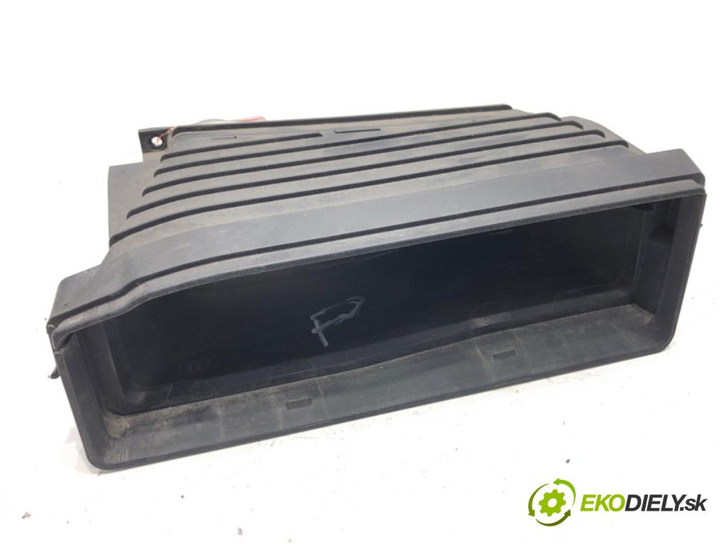 AUDI A8 D4 sedan 2015 368 kW 6.3 W12 quattro 6299 prívod vzduchu 4H0129628AA