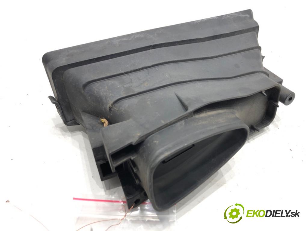 AUDI A8 D4 sedan 2015 368 kW 6.3 W12 quattro 6299 prívod vzduchu 4H0129628AA