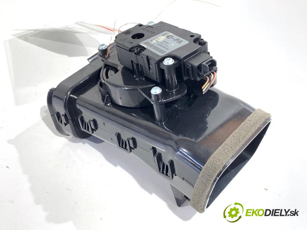 AUDI A8 D4 sedan 2015 368 kW 6.3 W12 quattro 6299 Obal vzduchu pravá 4H1819354B