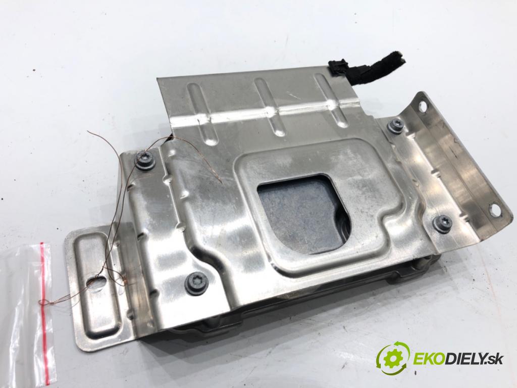 AUDI A8 D4 sedan 2015 368 kW 6.3 W12 quattro 6299 Modul KAMERY 4H0907107H