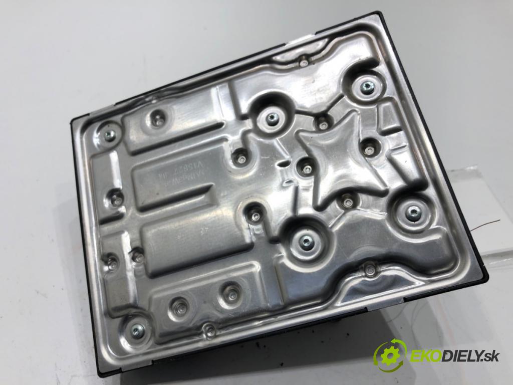 AUDI A8 D4 sedan 2015 368 kW 6.3 W12 quattro 6299 modul komfortu 4H0907063DB (Komfortní modul)