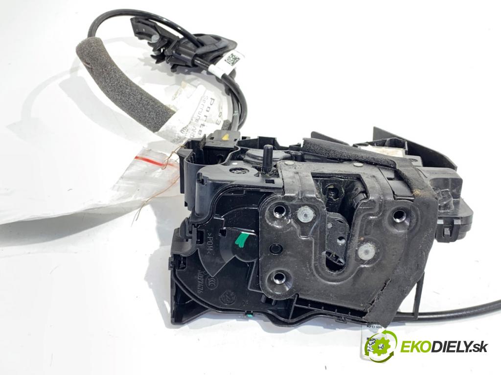 RENAULT TALISMAN sedan 2017 110 kW 1.6 TCe 150 1618 zámok Dvere pravy zad 16943029