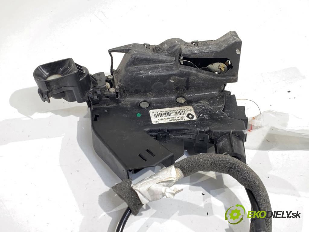 RENAULT TALISMAN sedan 2017 110 kW 1.6 TCe 150 1618 zámok Dvere ľavy predný 16943026