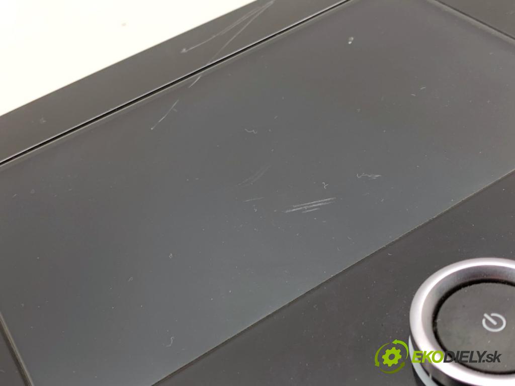 RENAULT TALISMAN sedan 2017 110 kW 1.6 TCe 150 1618 Dislpej 280905045R (Prístrojová doska)