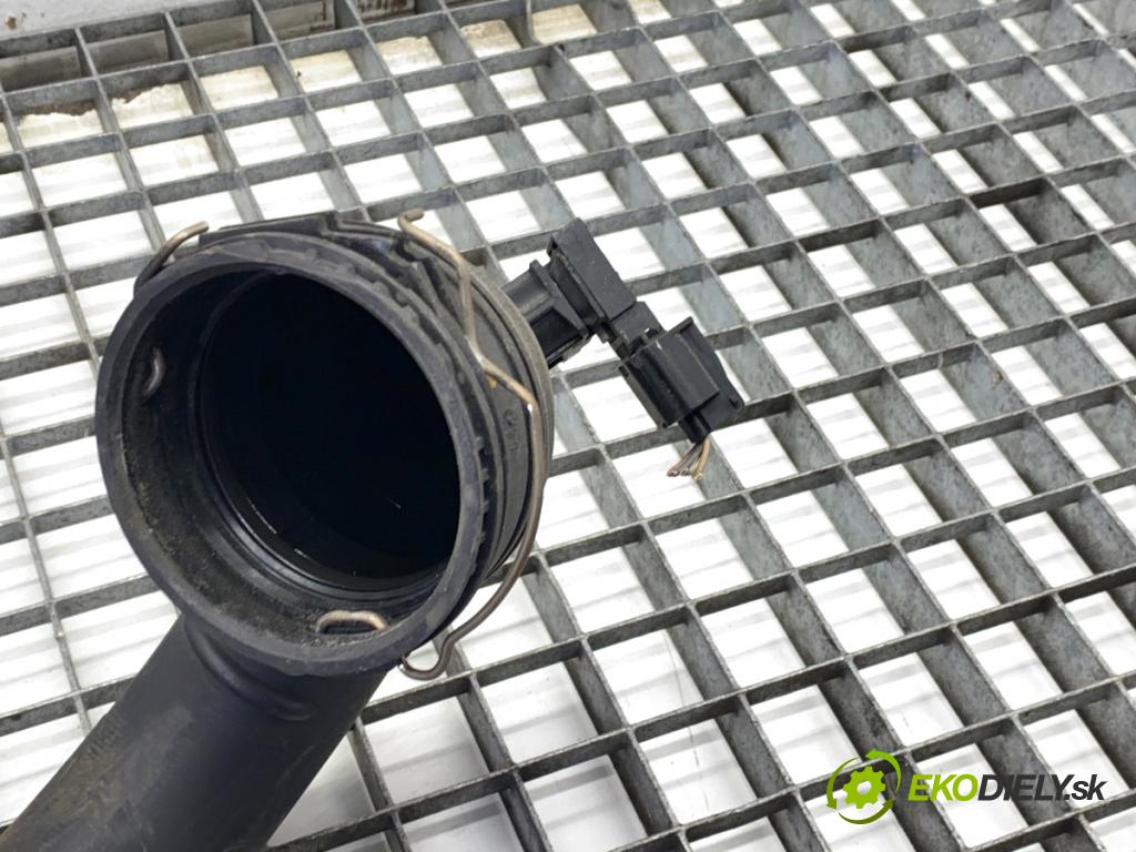 RENAULT TALISMAN sedan 2017 110 kW 1.6 TCe 150 1618 Rúra vzduchu 144600867R