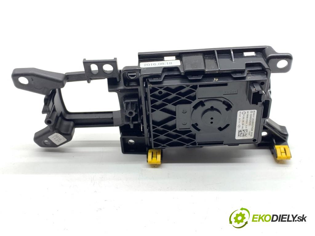 RENAULT TALISMAN sedan 2017 110 kW 1.6 TCe 150 1618 Panel ovládania radia 253B05762R (Prepínacie páčky pod volantom)