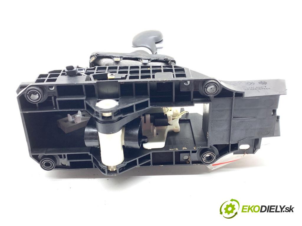 RENAULT TALISMAN sedan 2017 110 kW 1.6 TCe 150 1618 kulisa  (Řadicí páka (kulisa) )