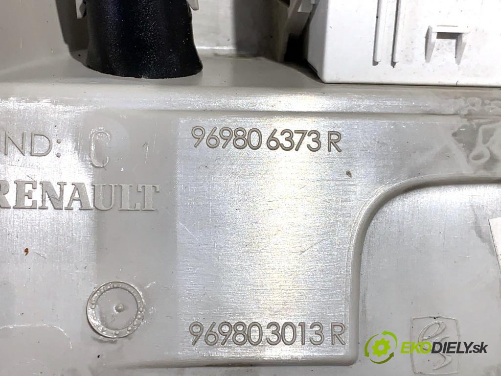 RENAULT TALISMAN sedan 2017 110 kW 1.6 TCe 150 1618 Svetlo stropné 969806373R