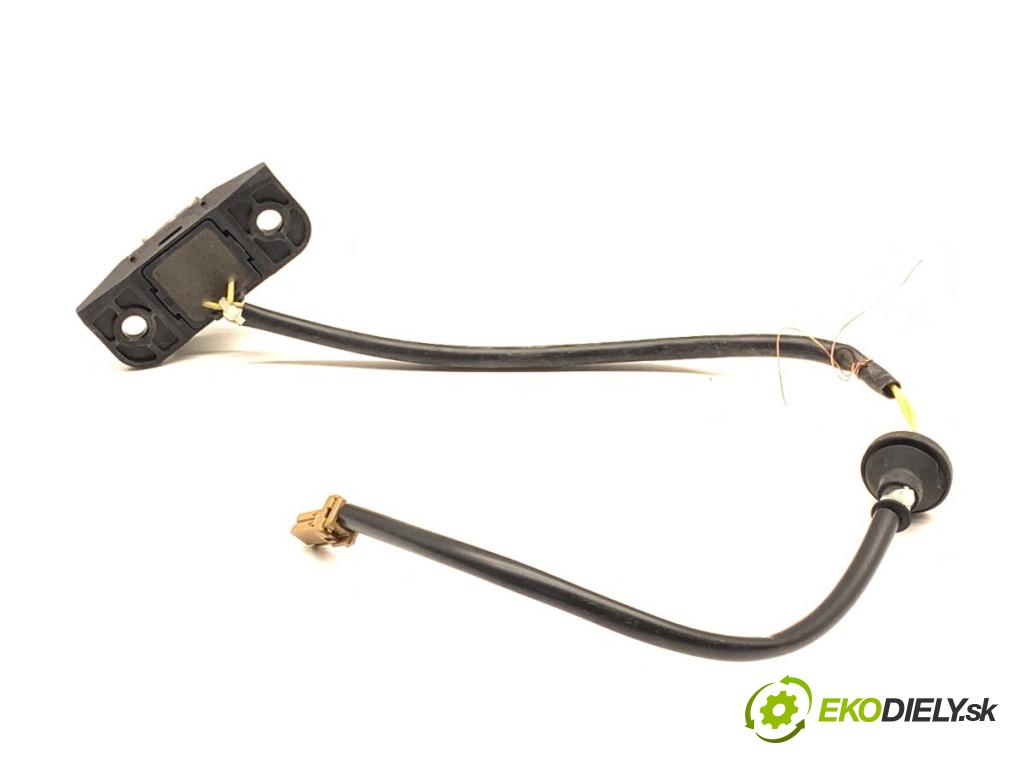 RENAULT TALISMAN sedan 2017 110 kW 1.6 TCe 150 1618 Kľučka dverí zad 906064925R