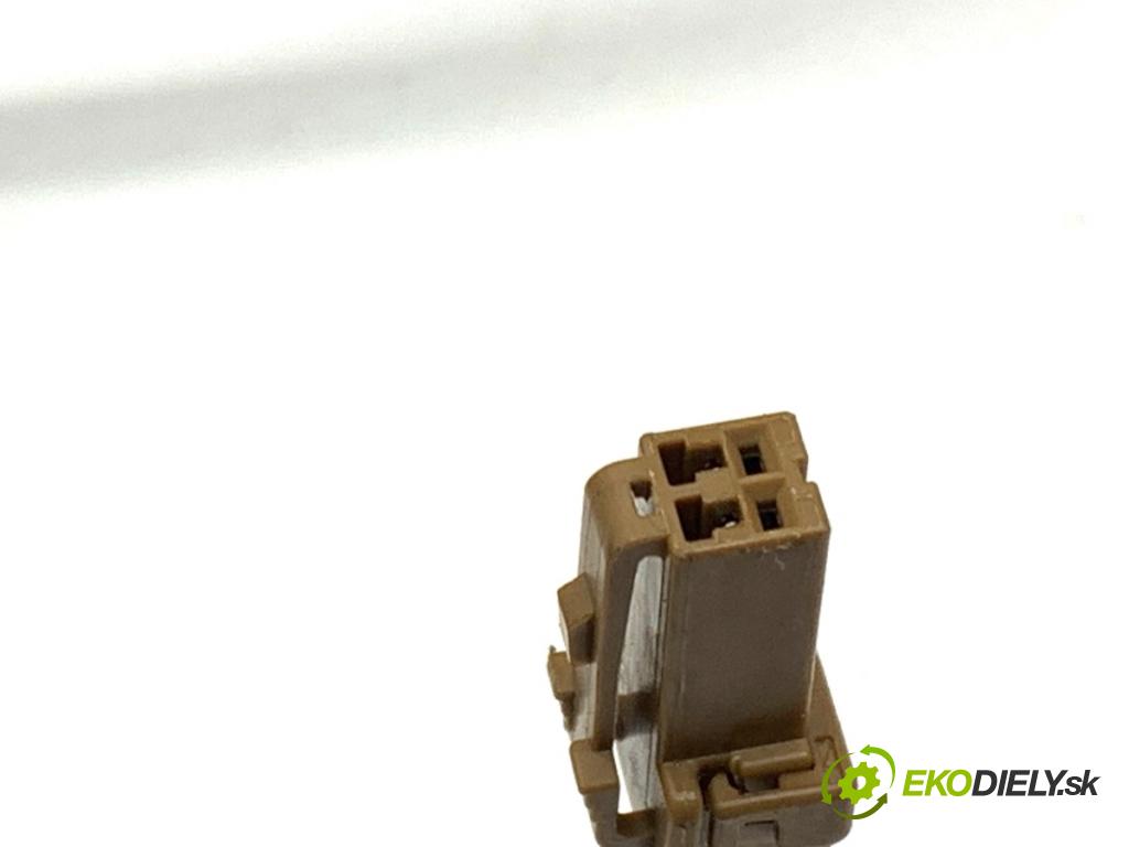 RENAULT TALISMAN sedan 2017 110 kW 1.6 TCe 150 1618 Kľučka dverí zad 906064925R