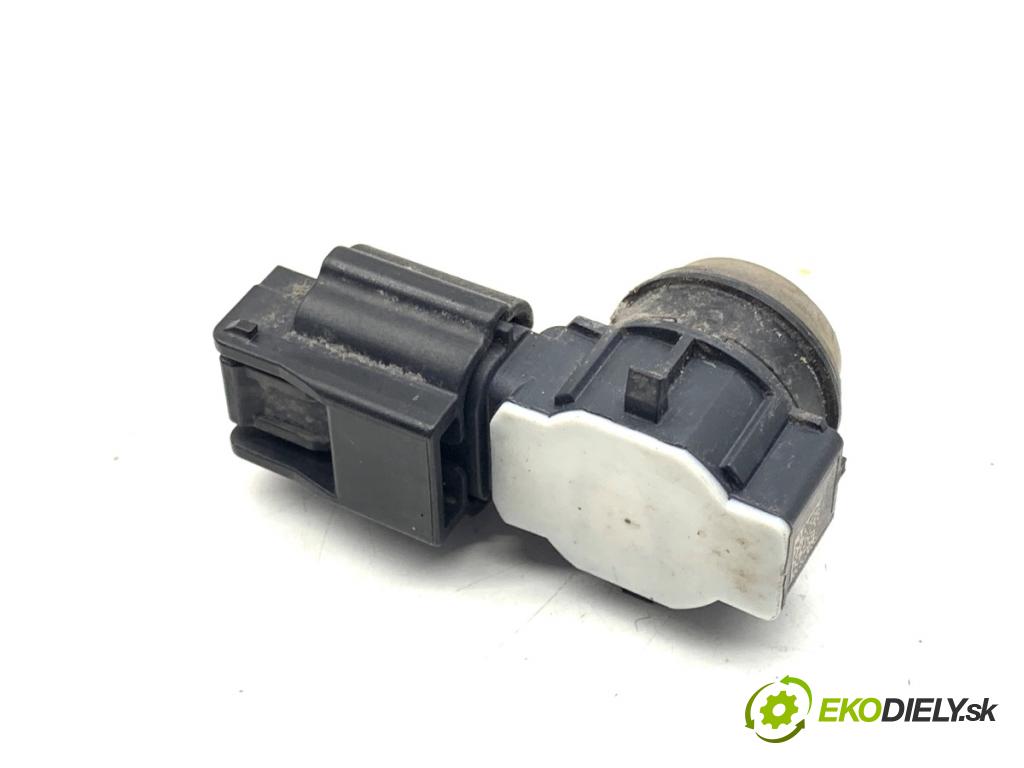 RENAULT TALISMAN sedan 2017 110 kW 1.6 TCe 150 1618 Snímač PDC 253A40772R