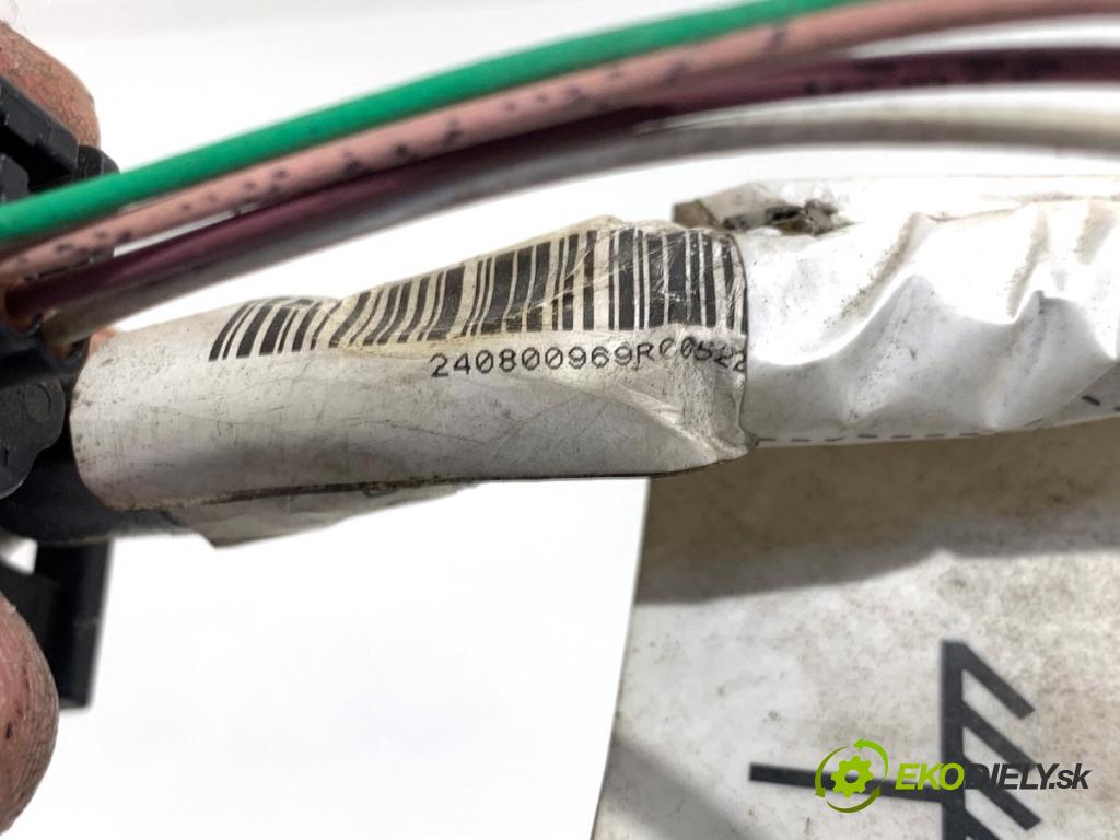 RENAULT TALISMAN sedan 2017 110 kW 1.6 TCe 150 1618 svorka MINUS: 240800969R