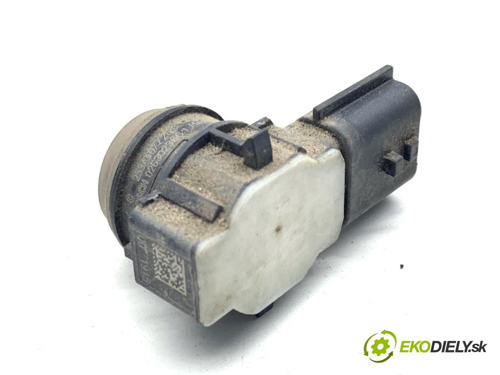 RENAULT TALISMAN sedan 2017 110 kW 1.6 TCe 150 1618 Snímač PDC 253A40772R