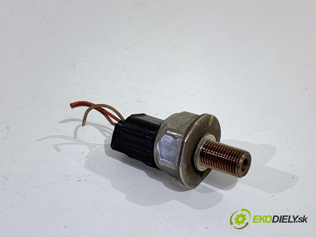 RENAULT TALISMAN sedan 2017 110 kW 1.6 TCe 150 1618 Snímač tlaku paliva 45PP2-4 (Snímač)